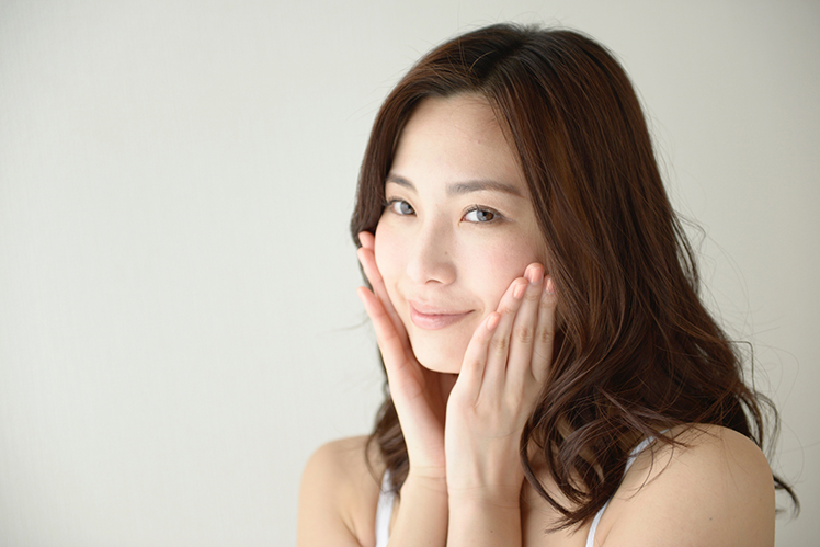 女性
